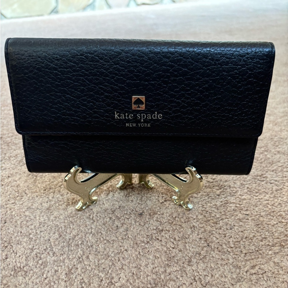 Kate Spade Black Southport Avenue Sandra Leather Wallet